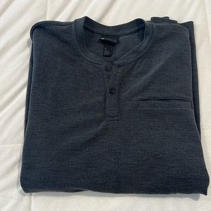 MENS  HENLEY WAFFLE Knit thermal longsleeves top, small